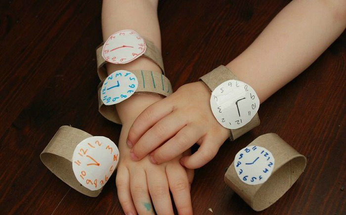 کاردستی ساعت با رول دستمال کاغذی